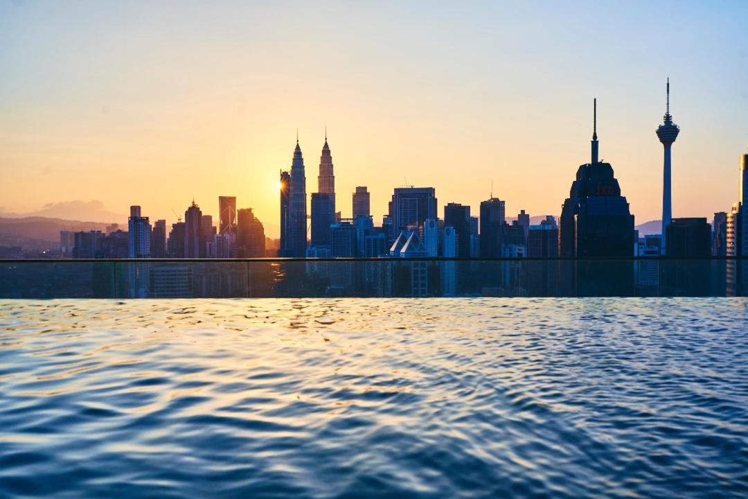 Regalia Suites Infinity Pool Kuala Lumpur Kültér fotó