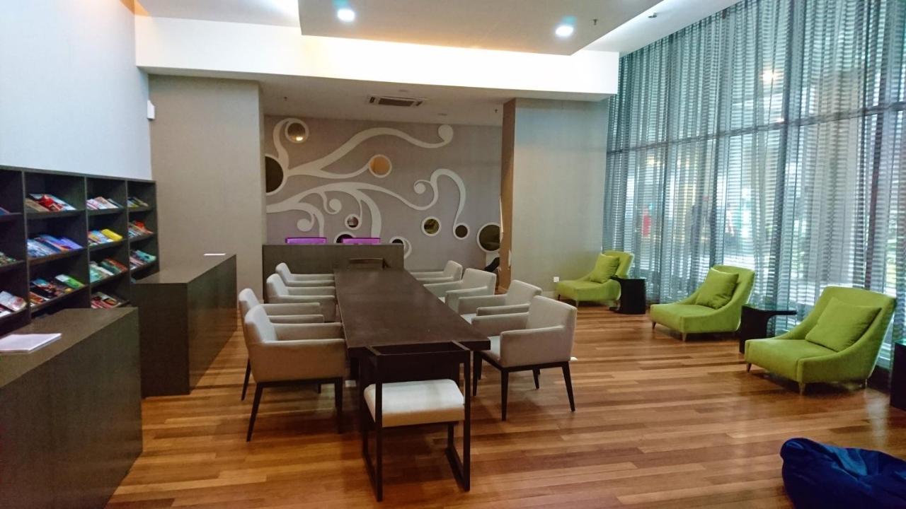 Regalia Suites Infinity Pool Kuala Lumpur Kültér fotó