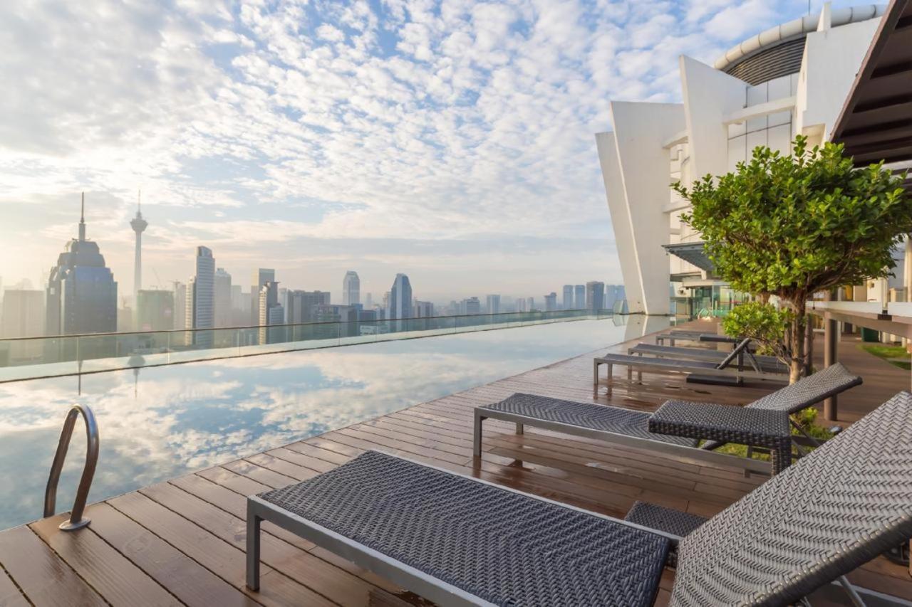 Regalia Suites Infinity Pool Kuala Lumpur Kültér fotó